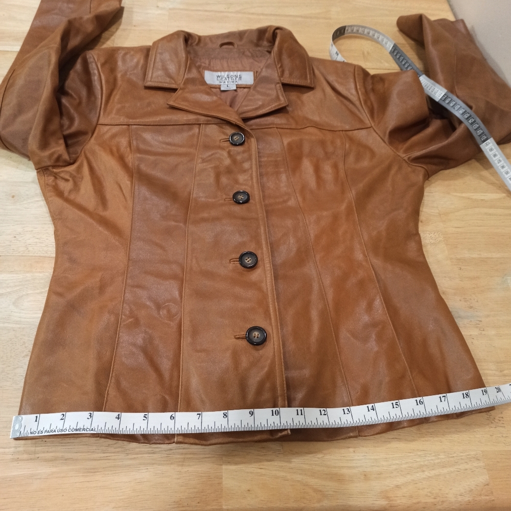 Vintage Wilson women's Leather Coat/ Jacket. Size large - Picture 15 of 16